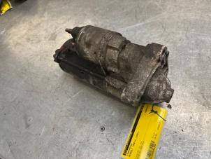 Gebruikte Startmotor Renault Trafic New (FL) 2.5 dCi 16V 135 Prijs € 30,00 Margeregeling aangeboden door Poolman autodemontage