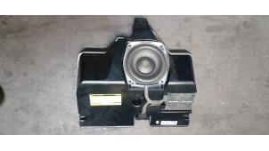 Gebruikte Subwoofer Maserati GranTurismo (M145) 4.7 S V8 32V Prijs € 150,00 Margeregeling aangeboden door Poolman autodemontage