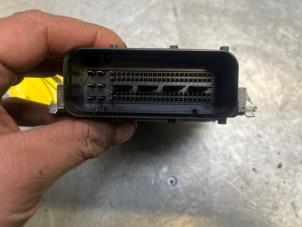 Adblue Computer van een BMW X5 (F15) xDrive 35d 3.0 24V 2014