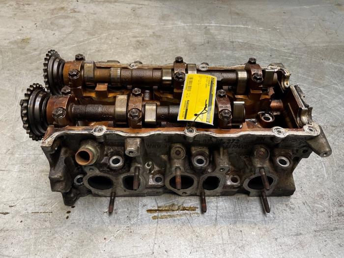 Gebruikte Cilinderkop Volkswagen Golf IV (1J1) 2.3 V5 GTI Prijs € 150,00 Margeregeling aangeboden door Poolman autodemontage