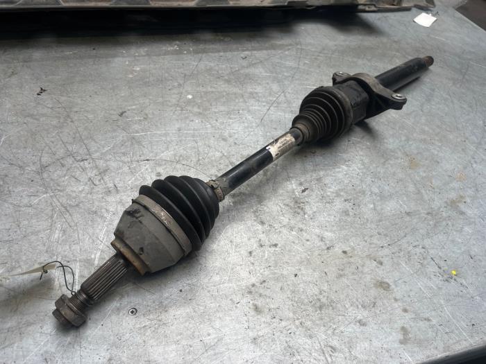 Gebruikte Steekas rechts-voor Mini Countryman (R60) 2.0 Cooper D 16V Autom. Prijs € 150,00 Margeregeling aangeboden door Poolman autodemontage