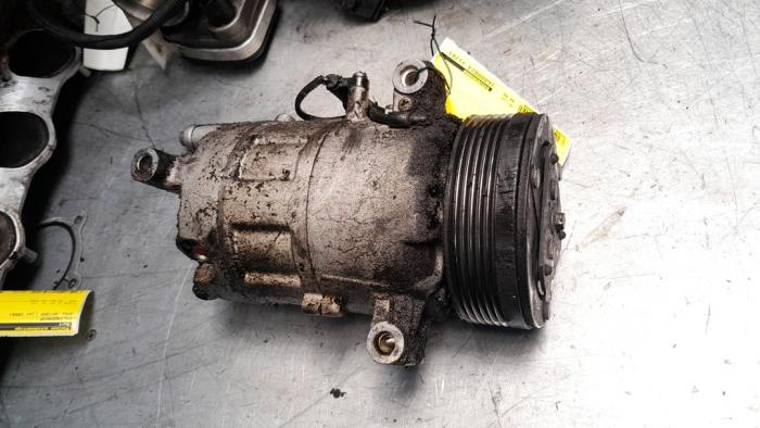 Gebruikte Aircopomp BMW 3 serie (E46/2) 318 Ci 16V Prijs € 40,00 Margeregeling aangeboden door Poolman autodemontage