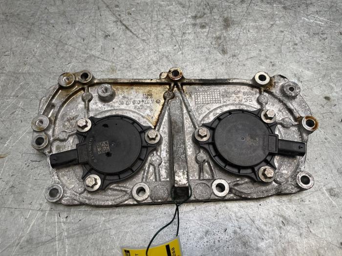 Gebruikte Nokkenas Verstelling Mercedes C (W205) C-350 e 2.0 16V Prijs € 30,00 Margeregeling aangeboden door Poolman autodemontage