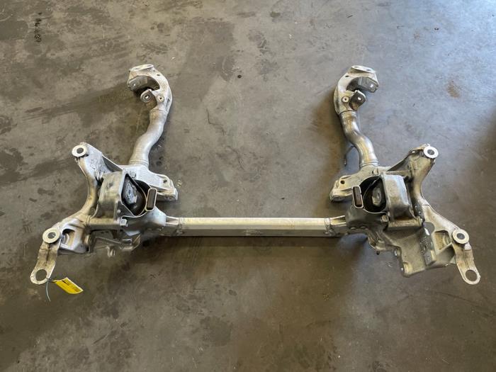 Gebruikte Subframe Audi A5 Cabrio (8F7) 2.0 TFSI 16V Prijs € 75,00 Margeregeling aangeboden door Poolman autodemontage