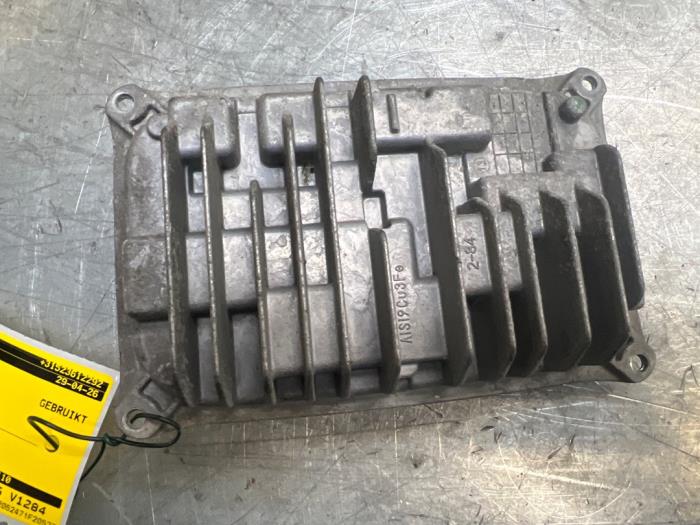 Gebruikte Module Verlichting Mercedes C Estate (S205) C-350 e 2.0 16V Prijs € 75,00 Margeregeling aangeboden door Poolman autodemontage