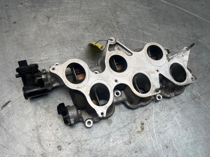 Gebruikte Gasklephuis Lexus IS (E3) 250 2.5 16V Prijs € 150,00 Margeregeling aangeboden door Poolman autodemontage