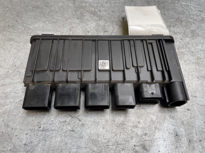 Boordcomputer van een BMW 3 serie (G20) 320e 2.0 TwinPower Turbo 16V 2020
