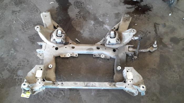 Gebruikte Subframe BMW 3 serie (G20) 320e 2.0 TwinPower Turbo 16V Prijs € 200,00 Margeregeling aangeboden door Poolman autodemontage