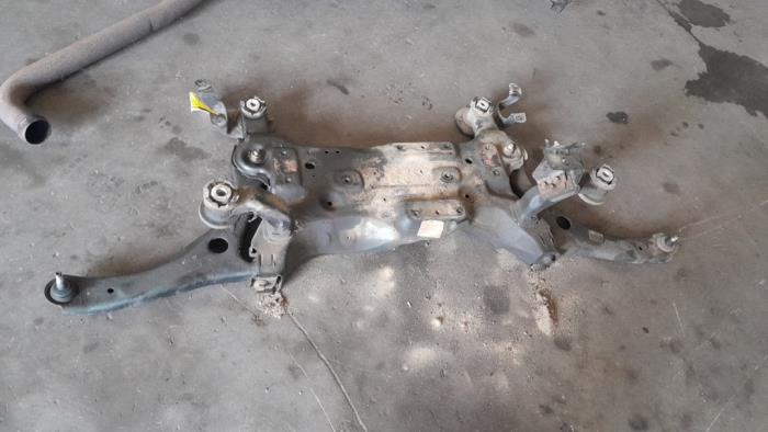 Gebruikte Subframe Chrysler Voyager/Grand Voyager (RT) 3.6 V6 Autom. Prijs € 250,00 Margeregeling aangeboden door Poolman autodemontage