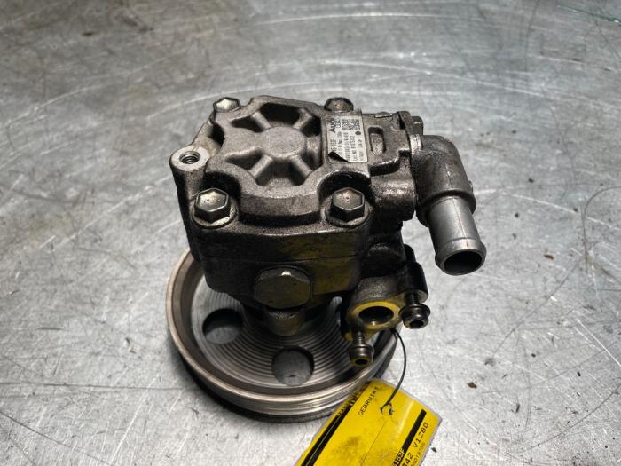 Gebruikte Servopomp Audi A5 Cabrio (8F7) 2.0 TFSI 16V Prijs € 30,00 Margeregeling aangeboden door Poolman autodemontage