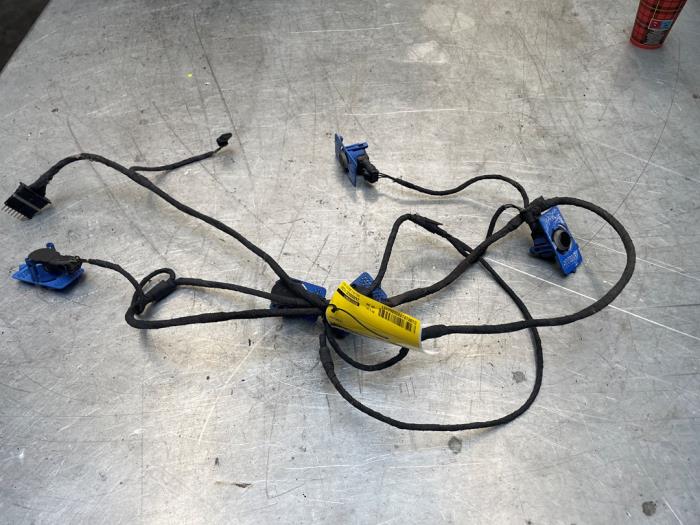 Gebruikte PDC Sensor Set Mercedes CL (216) 5.5 CL-550 V8 32V Prijs € 40,00 Margeregeling aangeboden door Poolman autodemontage