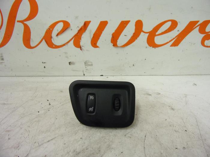 Gebruikte Cruise Control Renault Avantime (DE0) 3.0 V6 24V Prijs € 10,00 Margeregeling aangeboden door Autorecycling Reuvers B.V.