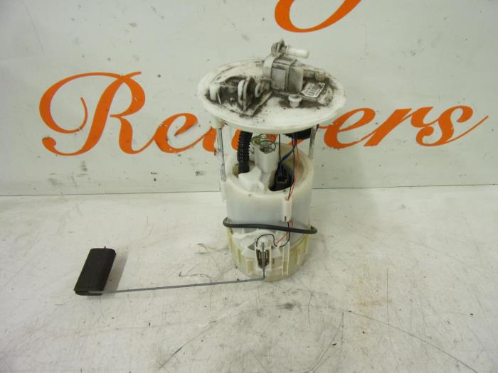 Gebruikte Tank element Pomp Renault Espace (JK) 2.0 16V Turbo Prijs € 40,00 Margeregeling aangeboden door Autorecycling Reuvers B.V.