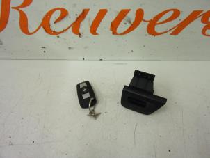 Gebruikte Kontaktslot elektronisch BMW 1 serie (E87/87N) 120d 16V Prijs € 30,00 Margeregeling aangeboden door Autorecycling Reuvers B.V.