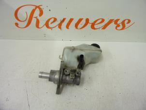 Gebruikte Hoofdremcilinder Opel Corsa D 1.0 Prijs € 30,00 Margeregeling aangeboden door Autorecycling Reuvers B.V.