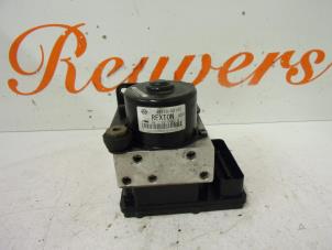 Gebruikte ABS Pomp Ssang Yong Rexton 2.7 Xdi RX/RJ 270 16V Prijs € 150,00 Margeregeling aangeboden door Autorecycling Reuvers B.V.