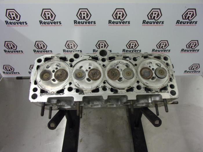 Cilinderkop van een Volkswagen Lupo (6X1) 1.7 SDi 60 2001