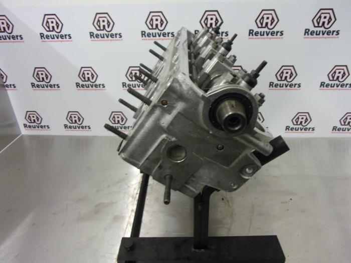 Cilinderkop van een Volkswagen Lupo (6X1) 1.7 SDi 60 2001