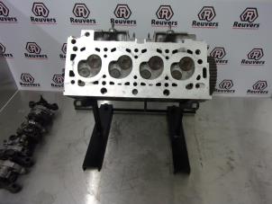 Gebruikte Cilinderkop Peugeot 206 (2A/C/H/J/S) 1.1 XN,XR Prijs € 150,00 Margeregeling aangeboden door Autorecycling Reuvers B.V.