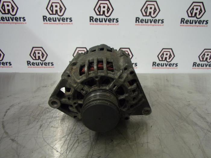 Gebruikte Dynamo Renault Scénic I (JA) 1.9 dCi Prijs € 35,00 Margeregeling aangeboden door Autorecycling Reuvers B.V.