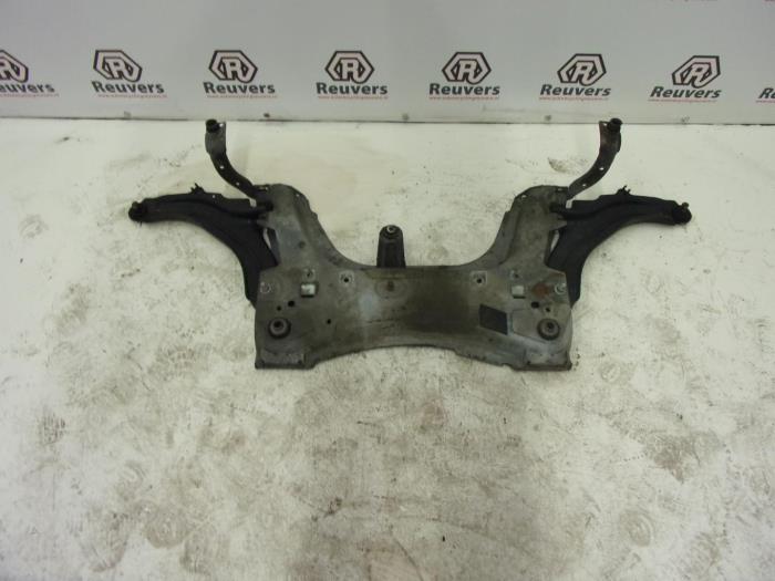 Gebruikte Subframe Renault Megane Break/Grandtour (KA) 1.9 dTi Prijs € 75,00 Margeregeling aangeboden door Autorecycling Reuvers B.V.