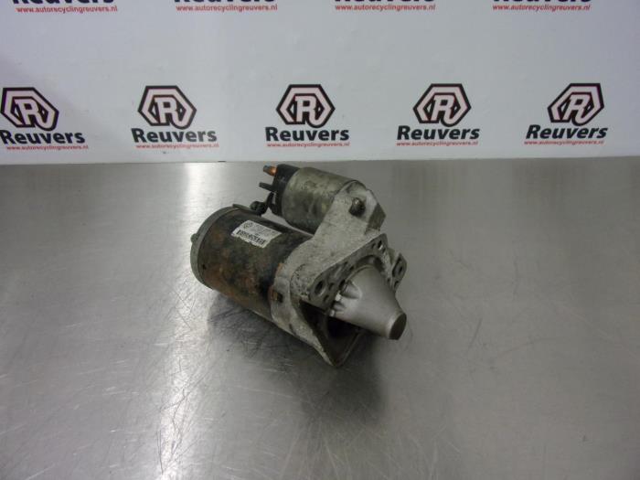 Gebruikte Startmotor Renault Modus/Grand Modus (JP) 1.6 16V Prijs € 35,00 Margeregeling aangeboden door Autorecycling Reuvers B.V.