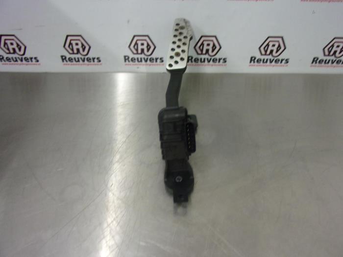 Gaspedaalpositie Sensor van een Mazda RX-8 (SE17) HP M6 2006