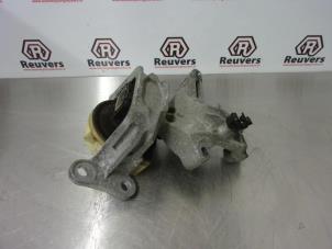 Gebruikte Motorsteun Renault Megane III Grandtour (KZ) 1.5 dCi 110 Prijs € 35,00 Margeregeling aangeboden door Autorecycling Reuvers B.V.