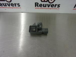Gebruikte Sensor Airbag Renault Megane III Grandtour (KZ) 1.5 dCi 110 Prijs € 20,00 Margeregeling aangeboden door Autorecycling Reuvers B.V.