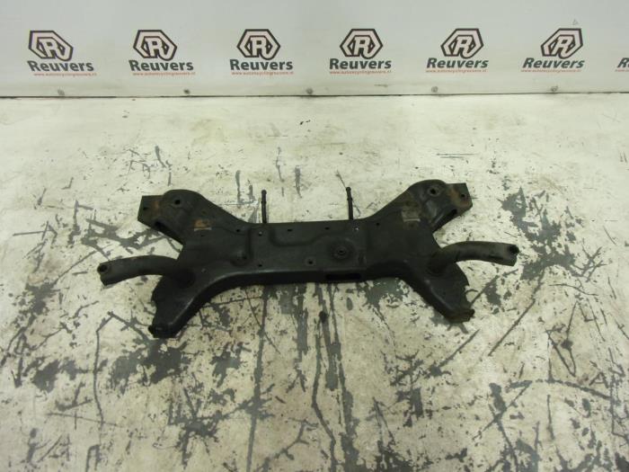 Gebruikte Subframe Smart Forfour (454) 1.1 12V Prijs € 50,00 Margeregeling aangeboden door Autorecycling Reuvers B.V.