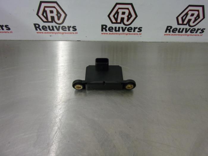 Gebruikte Esp Duo Sensor Opel Astra J (PC6/PD6/PE6/PF6) 1.3 CDTI 16V EcoFlex Prijs € 30,00 Margeregeling aangeboden door Autorecycling Reuvers B.V.