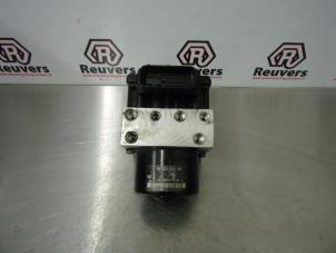 Gebruikte ABS Pomp Peugeot 206 CC (2D) 2.0 16V Prijs € 60,00 Margeregeling aangeboden door Autorecycling Reuvers B.V.