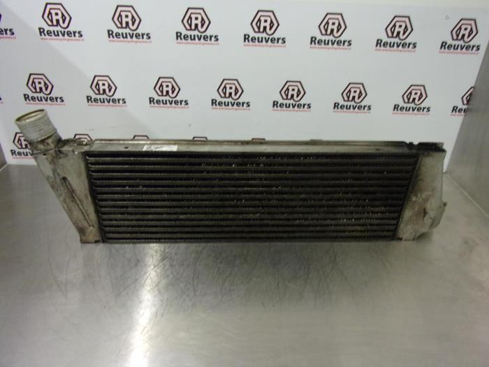 Gebruikte Intercooler Renault Megane II CC (EM) 1.9 dCi 120 Prijs € 25,00 Margeregeling aangeboden door Autorecycling Reuvers B.V.
