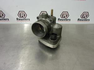 Gebruikte Gasklephuis Renault Megane II CC (EM) 1.9 dCi 120 Prijs € 35,00 Margeregeling aangeboden door Autorecycling Reuvers B.V.