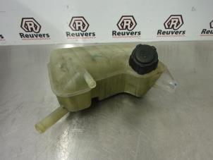 Gebruikte Expansievat Renault Megane II CC (EM) 1.9 dCi 120 Prijs € 20,00 Margeregeling aangeboden door Autorecycling Reuvers B.V.