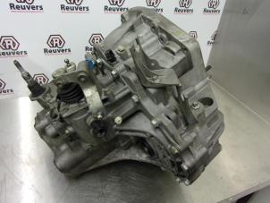 Gebruikte Versnellingsbak Renault Megane II CC (EM) 1.9 dCi 120 Prijs € 150,00 Margeregeling aangeboden door Autorecycling Reuvers B.V.