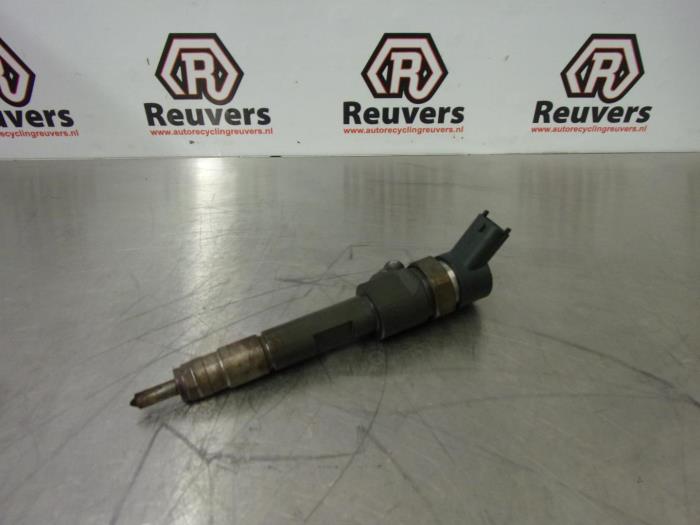 Gebruikte Verstuiver (diesel) Renault Megane II CC (EM) 1.9 dCi 120 Prijs € 50,00 Margeregeling aangeboden door Autorecycling Reuvers B.V.