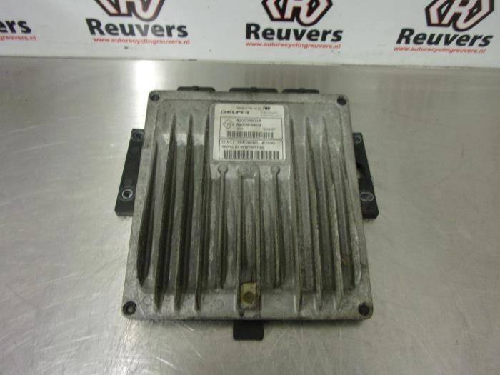 Gebruikte Computer Motormanagement Renault Clio III (BR/CR) 1.5 dCi 85 Prijs € 50,00 Margeregeling aangeboden door Autorecycling Reuvers B.V.