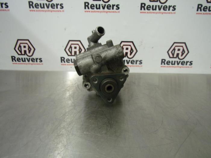 Gebruikte Servopomp Fiat Doblo Cargo (223) 1.3 JTD 16V Multijet Prijs € 40,00 Margeregeling aangeboden door Autorecycling Reuvers B.V.