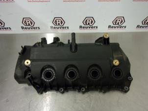 Gebruikte Kleppendeksel Renault Twingo (C06) 1.2 16V Prijs € 40,00 Margeregeling aangeboden door Autorecycling Reuvers B.V.