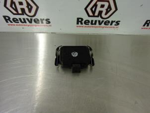 Gebruikte Sensor regen Peugeot 308 SW (4E/H) 1.6 VTI 16V Prijs € 20,00 Margeregeling aangeboden door Autorecycling Reuvers B.V.