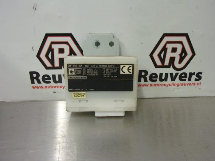 Gebruikte Computer Diversen Honda HR-V (GH) 1.6 16V 4x4 Prijs op aanvraag aangeboden door Autorecycling Reuvers B.V.