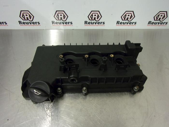 Gebruikte Kleppendeksel Smart Forfour (454) 1.1 12V Prijs € 50,00 Margeregeling aangeboden door Autorecycling Reuvers B.V.