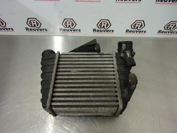Gebruikte Intercooler Skoda Fabia II (5J) 1.4 TDI 80 Prijs € 30,00 Margeregeling aangeboden door Autorecycling Reuvers B.V.