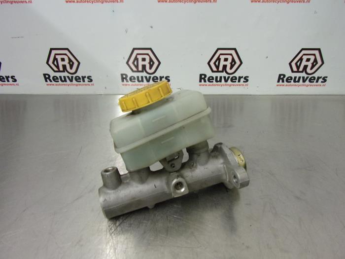Gebruikte Hoofdremcilinder Subaru Forester (SG) 2.0 16V XT Prijs € 25,00 Margeregeling aangeboden door Autorecycling Reuvers B.V.