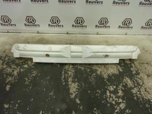 Gebruikte Bumperbalk achter Subaru Forester (SG) 2.0 16V XT Prijs € 25,00 Margeregeling aangeboden door Autorecycling Reuvers B.V.