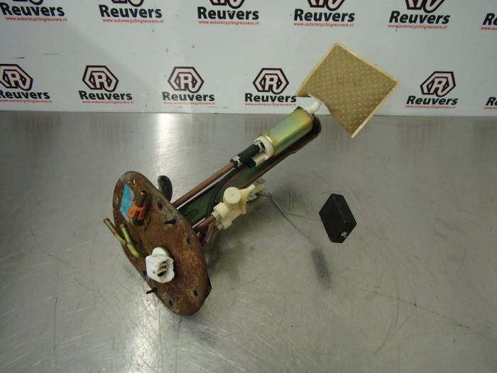 Gebruikte Tank element Pomp Subaru Forester (SG) 2.0 16V XT Prijs € 50,00 Margeregeling aangeboden door Autorecycling Reuvers B.V.