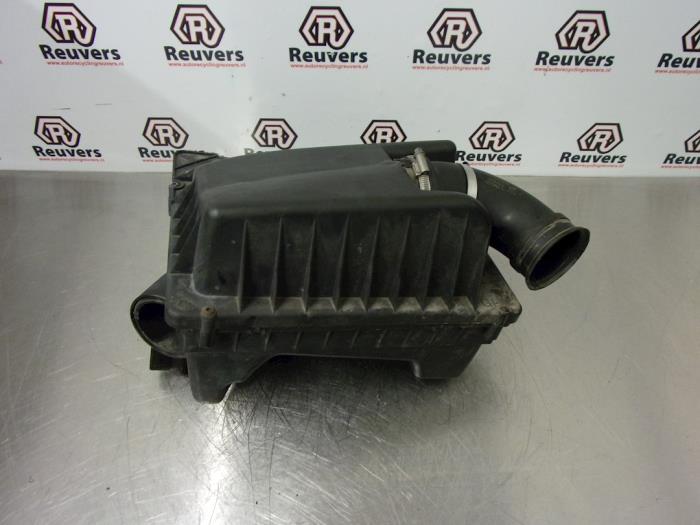 Gebruikte Luchtfilterhuis Opel Astra H (L48) 1.6 16V Twinport Prijs € 25,00 Margeregeling aangeboden door Autorecycling Reuvers B.V.