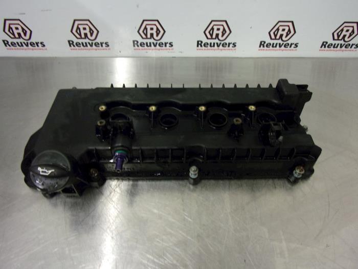 Gebruikte Kleppendeksel Mitsubishi Colt (Z2/Z3) 1.3 16V Prijs € 40,00 Margeregeling aangeboden door Autorecycling Reuvers B.V.