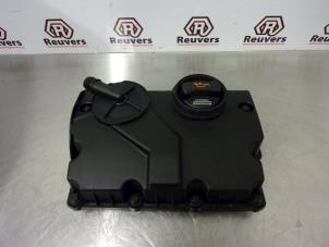 Gebruikte Kleppendeksel Volkswagen Polo IV (9N1/2/3) 1.4 TDI 70 Prijs € 30,00 Margeregeling aangeboden door Autorecycling Reuvers B.V.